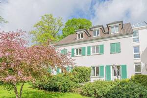 Mulang: Möblierte 2-ZKB Wohnung mit eigener Terrasse in Bestlage – 34131 Kassel – Vorschaubild 2