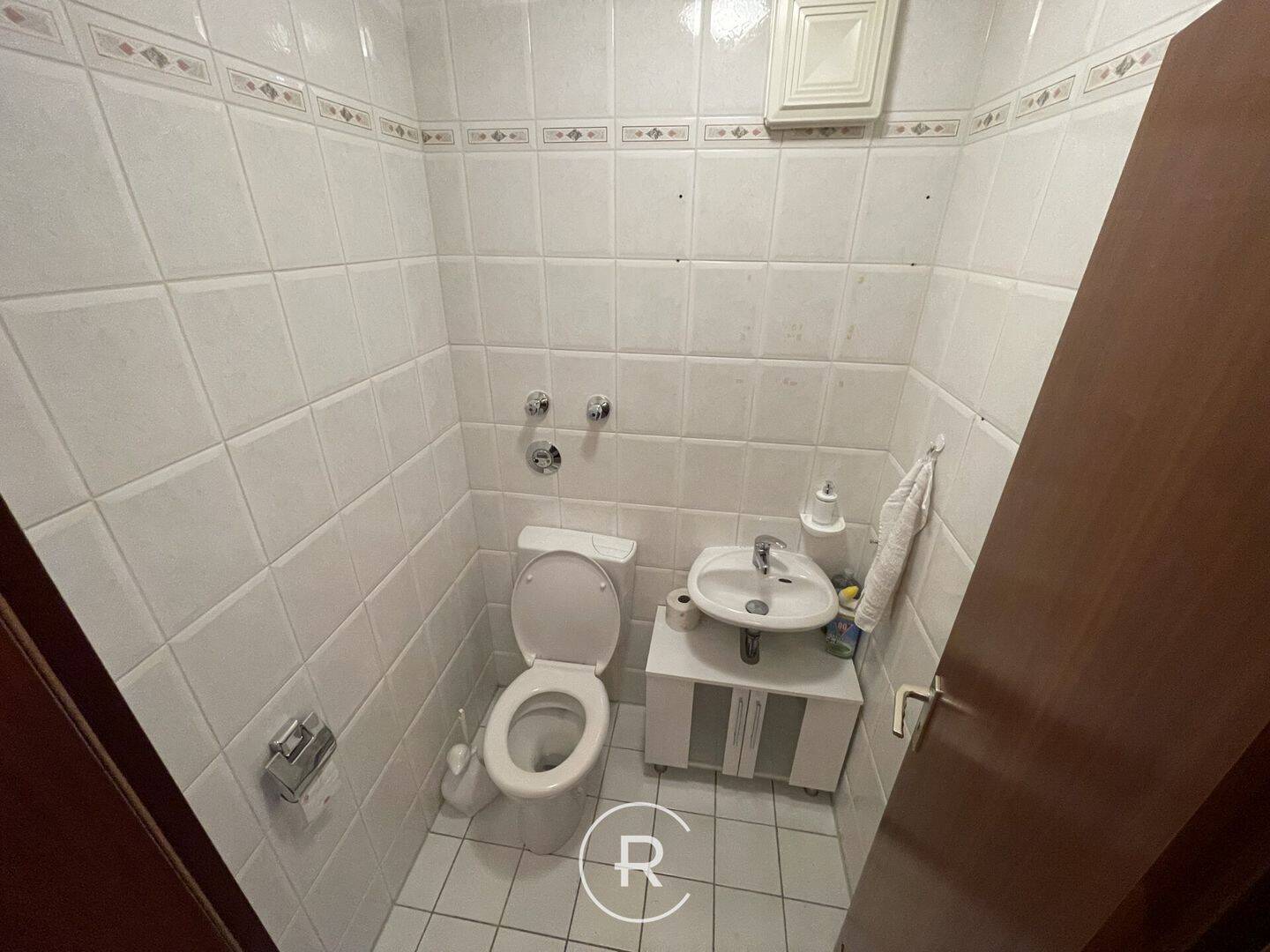 Helle 2-Zimmer-Wohnung mit Balkon & Aufzug in begehrter Nordstadtlage – Nürnberg – Vorschaubild 8