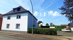 !! Sehr schöne OG-Wohnung mit Balkon und Stellplatz in Heiden zu vermieten !!