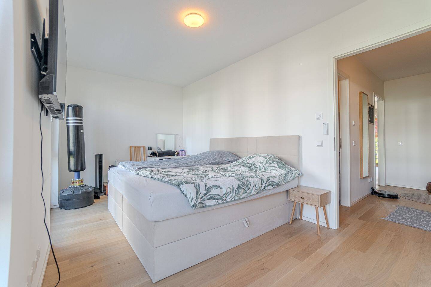 Neuwertige 2-Zimmer-Wohnung mit Garten & EBK inklusive – Kirchheim bei München – Vorschaubild 8