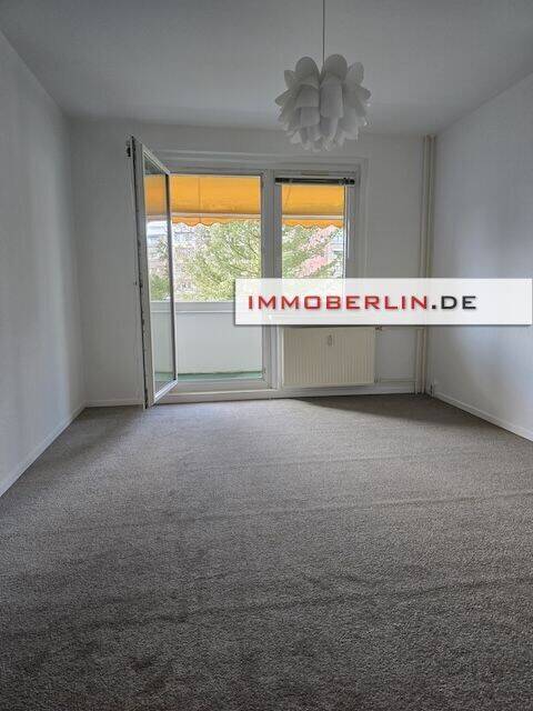 IMMOBERLIN.DE - Attraktive Wohnung mit Westbalkon & hübschem Ausblick in naturverbundener Lage – Potsdam – Vorschaubild 2