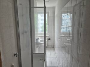 Familienfreundliche 3-Raum-Wohnung mit Balkon sucht nette Mieter – 4249 Leipzig – Vorschaubild 5