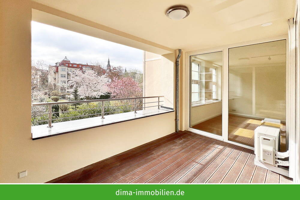 ERSTBEZUG am Rosental: WE mit Loggia zum grünen Hof, Einbauküche, Schränken, Klimaanlage, TG u.v.m. – Leipzig – Vorschaubild 3