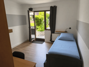 Gepflegter Bungalow auf großem Grundstück – ideal zum Einziehen oder für Mehrfamilienhaus-Neubau – 22043 Hamburg – Vorschaubild 5