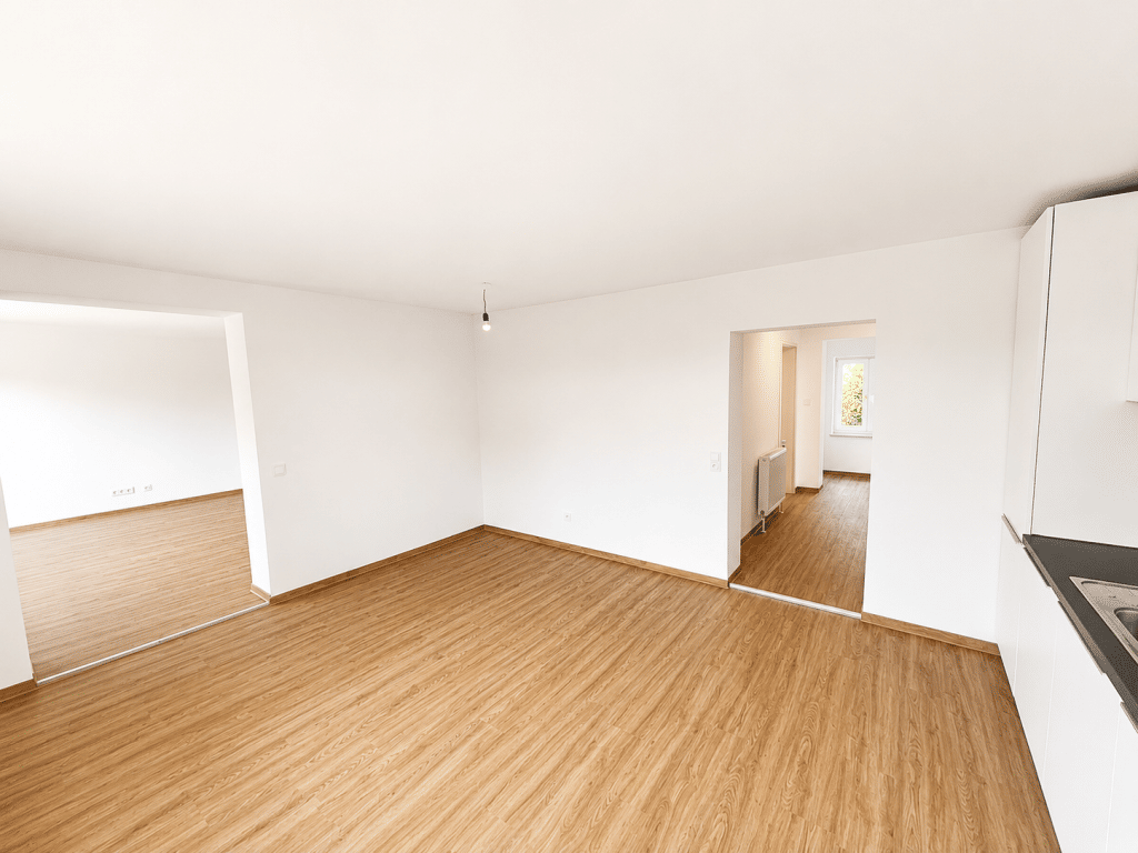 **Tolle, hochwertig ren. DHH mit EBK, schönem Garten u. Garage, Hallbergmoos (S8)** – Hallbergmoos – Vorschaubild 3