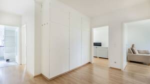 Helle und moderne Eigentumswohnung mit großem Wohn-Essbereich & Westbalkon in Hamburg-Iserbrook! – 22589 Hamburg – Vorschaubild 2