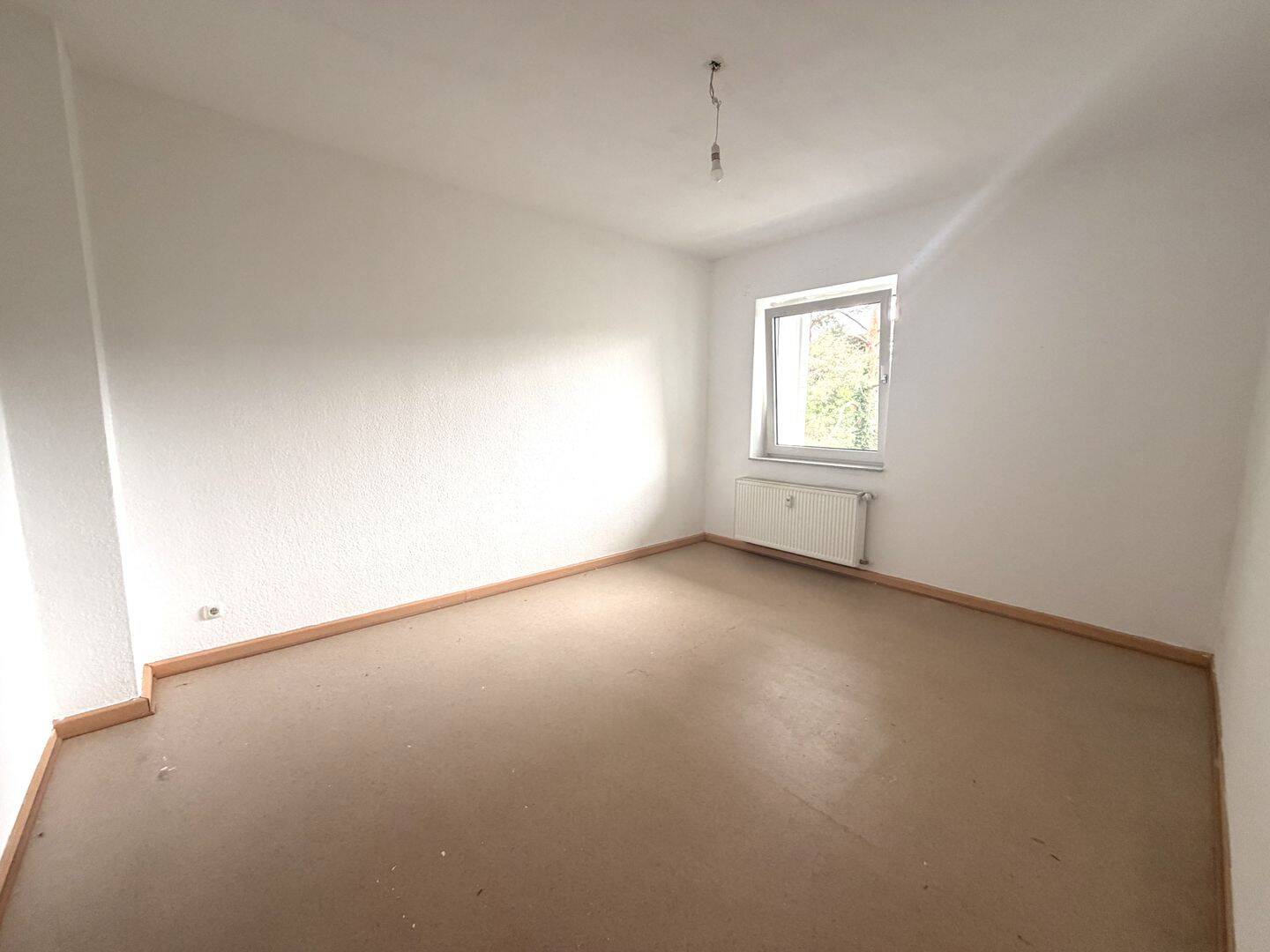 2 Zimmer Wohnung mit Balkon – Oberhausen – Vorschaubild 2