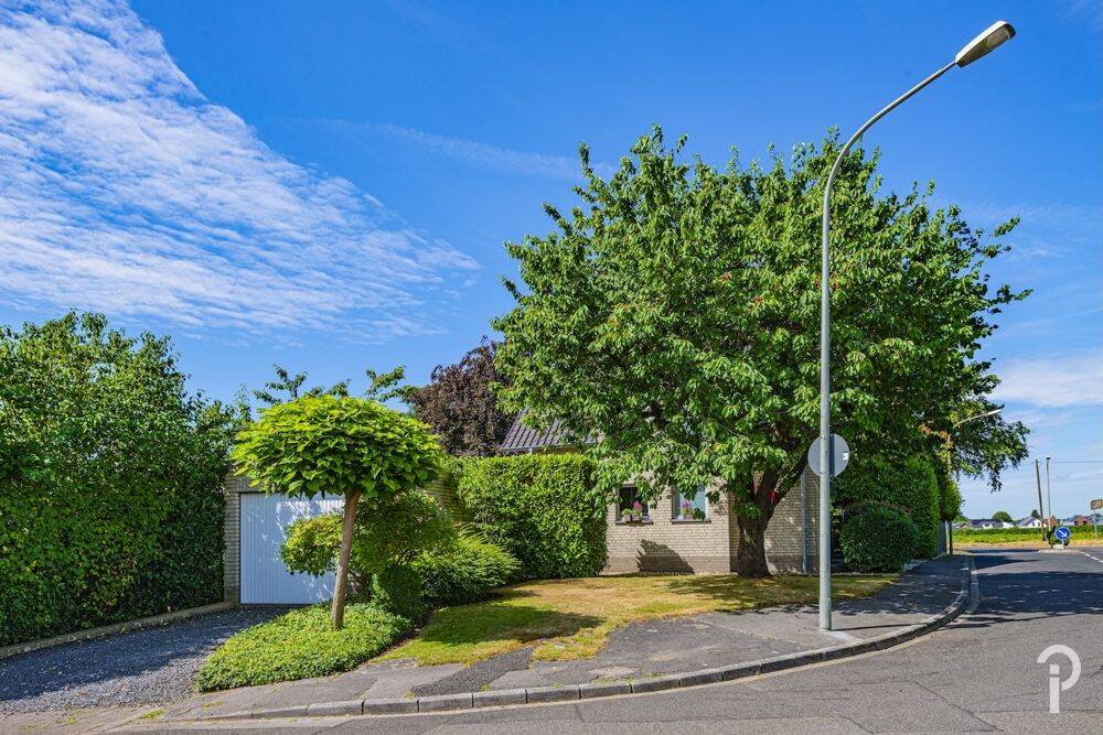 Charmantes und äußerst gepflegtes Einfamilienhaus mit hohem Wohnkomfort für junge Familien und Paare – Mönchengladbach – Vorschaubild 2