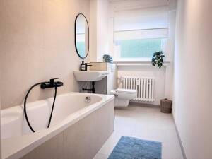 Wunderschöne 3 Zimmer-Wohnung mit großem Balkon & Stellplatz vor der Tür in Sachsenhausen-Nord – 60596 Frankfurt am Main – Vorschaubild 4