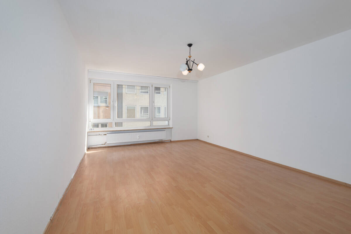 Modernisiert - Großzügig - Zentral! Tolle 4-Zi-Wohnung mit Einbauküche! – Pforzheim – Vorschaubild 5