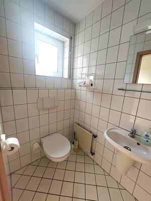 Doppelhaushälfte 130 m² Wohnfläche + ausgebauter Spitzboden auf einem 650 m² großen Grundstück in Essen-Vogelheim – 45356 Essen – Vorschaubild 7
