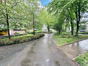 Schöne Zweizimmerwohnung inkl. Tiefgaragenstellplatz in beliebter Wohnlage – 50735 Köln – Vorschaubild 3