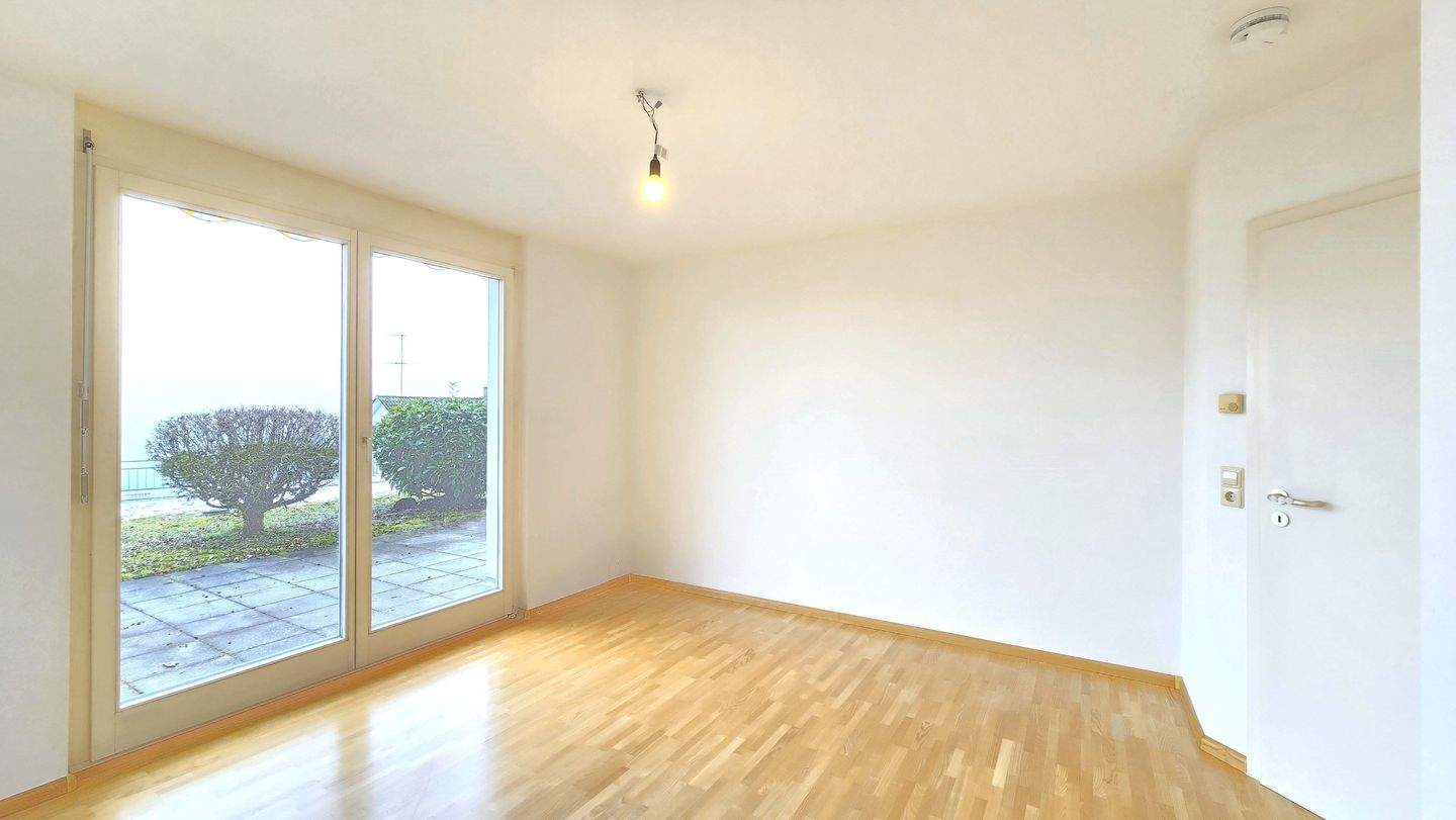 Schöne 3 Zimmer Wohnung mit Terrasse in ruhiger Lage von Waldshut zu vermieten – Waldshut-Tiengen – Vorschaubild 3