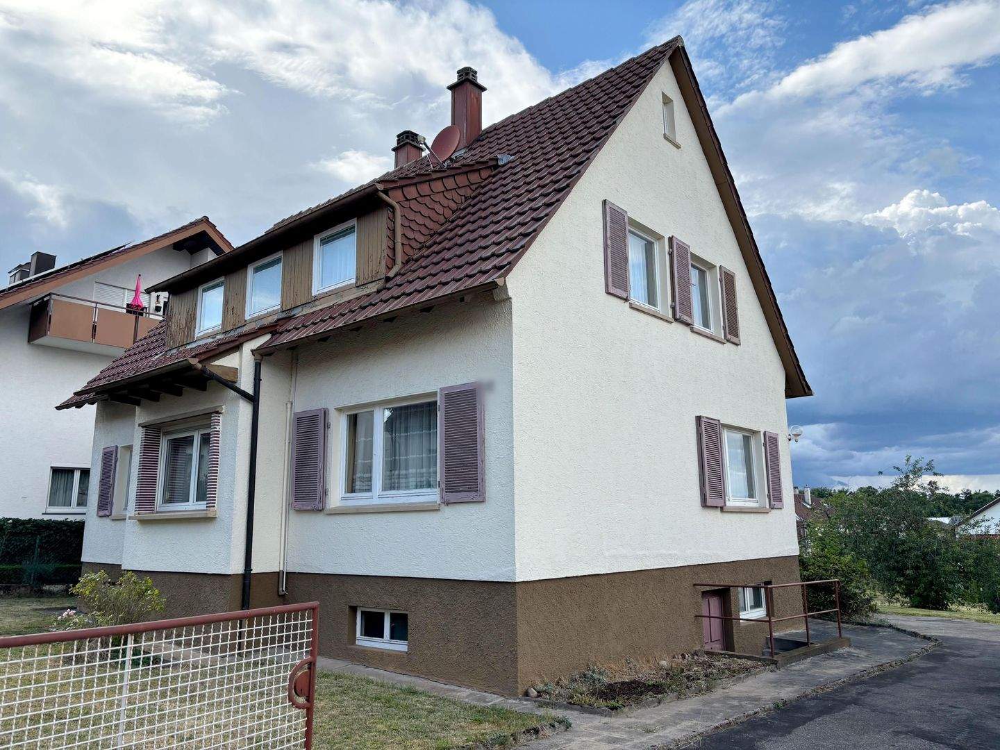 Handwerkerhaus mit Traumgarten und Potential! – Pforzheim – Vorschaubild 3