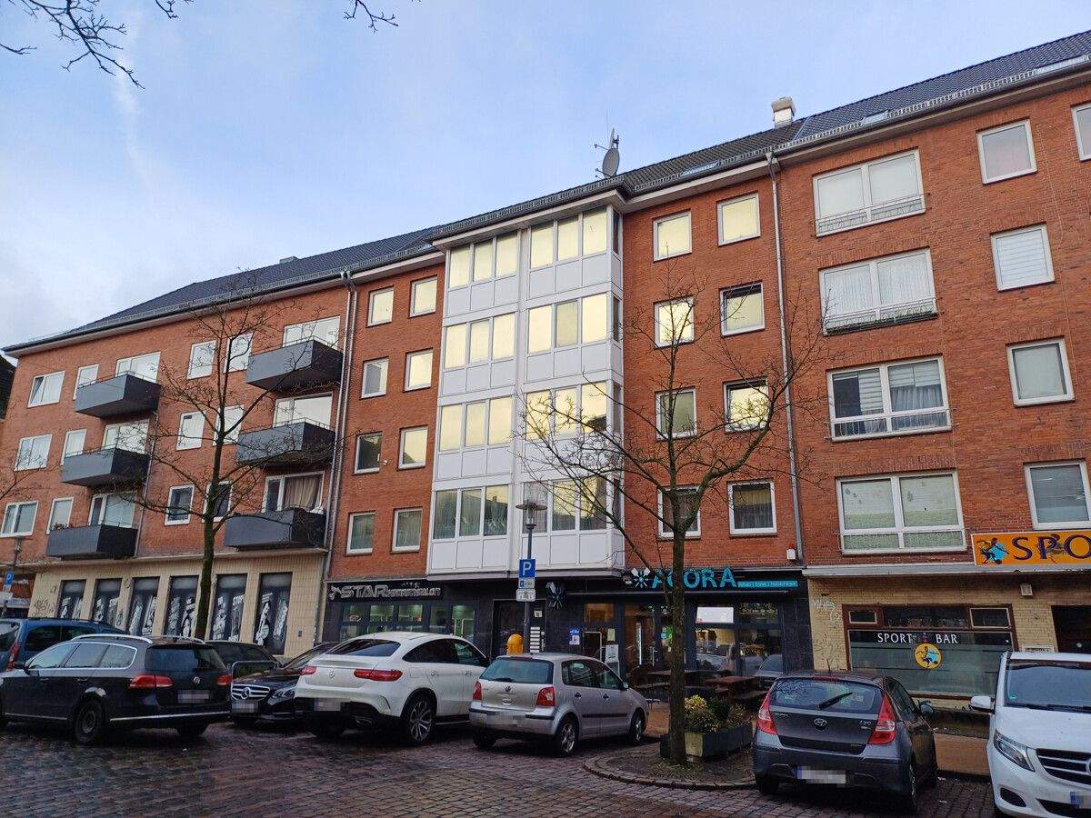 Attraktives Mehrfamilienhaus in Kiel! OTTO STÖBEN GmbH – Kiel – Bild 1 von 5