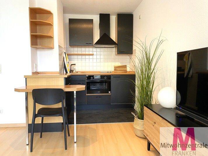 Neu renovierte Wohnung mit Dachterrasse – Nürnberg – Vorschaubild 3