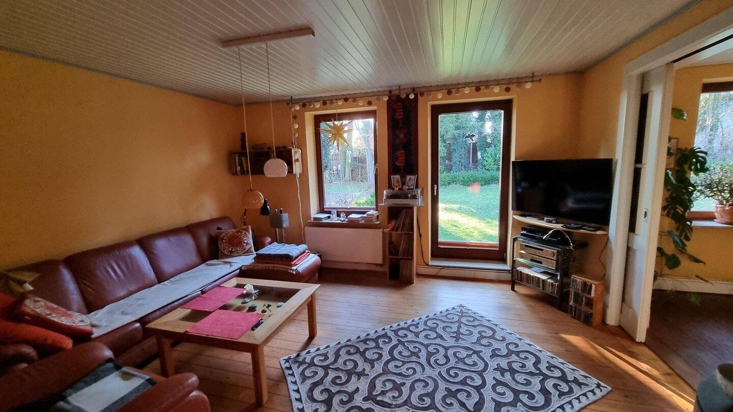 Vielseitiges Haus mit großem Bauerngarten – Wankendorf – Vorschaubild 5