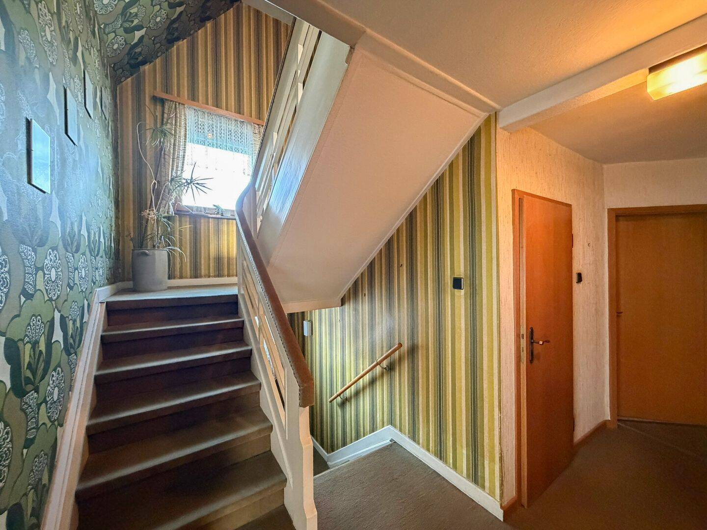 **PREISREDUZIERUNG** Gemütliches Einfamilienhaus mit toller Weitsicht über das Siegtal in beliebter Wohnlage! – Wissen – Vorschaubild 5
