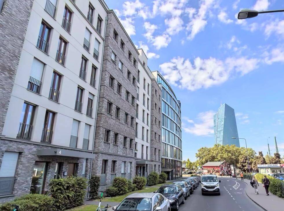 PROVISIONSFREI Exklusives Penthouse am Hafenpark mit Skylineblick und höchster Privatsphäre