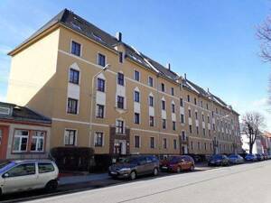 schöne 2-Zimmer Dachgeschosswohnung – 8058 Zwickau – Vorschaubild 2