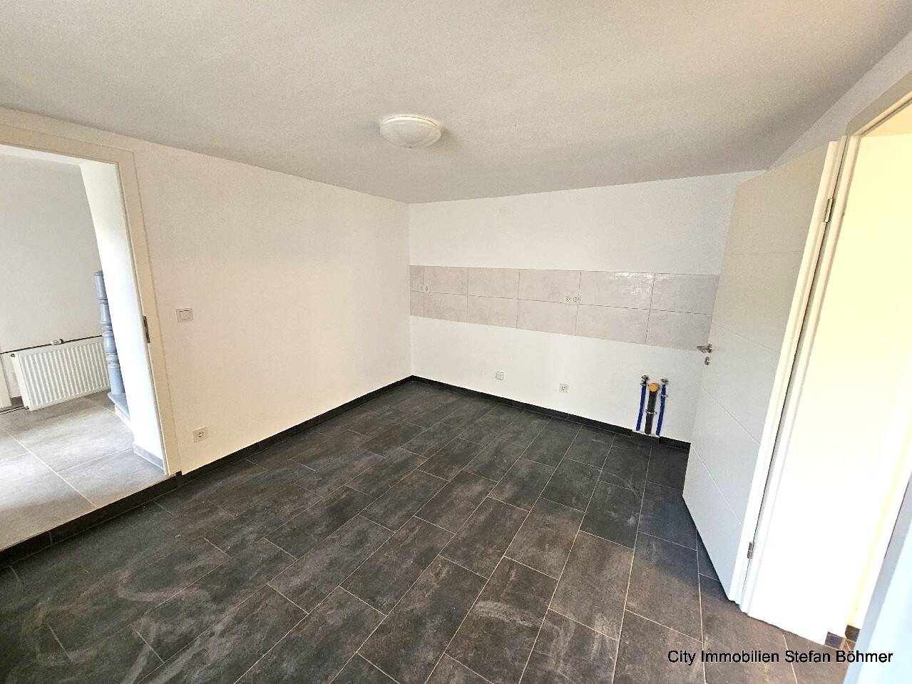 2 Häuser zu Preis für Eines :-) Charmantes Einfamilienhaus mit Innenhof in Kasel – Kasel – Vorschaubild 6