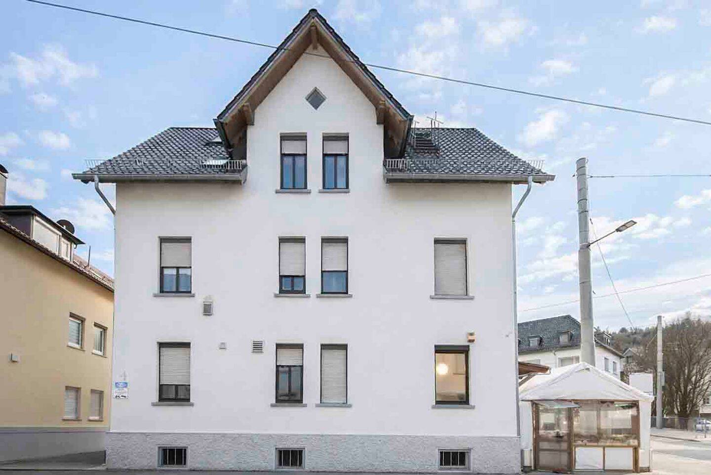 Attraktives Wohn- und Geschäftshaus mit Gastronomie in gefragter Lage Stuttgart-Wangen