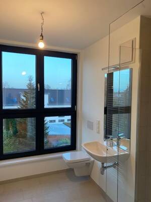 Neubau Maisonette-Wohnung im Ober- und Dachgeschoss mit zwei Bädern und zwei Süd-Balkonen - Musterbilder – 22547 Hamburg – Vorschaubild 6