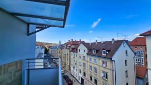Charmante 4-Zimmer-Wohnung mit zwei Balkonen und grandiosem Weitblick in Stuttgart-West – 70197 Stuttgart – Vorschaubild 4