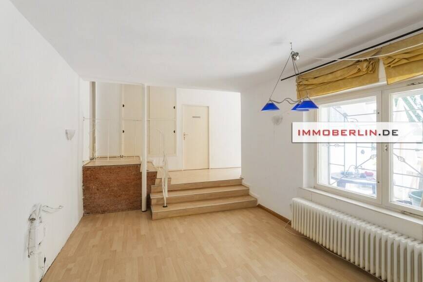 IMMOBERLIN.DE - Toplage! Individuelles Ein-/Zweifamilienhaus mit attraktivem Ausbaupotential – Berlin – Vorschaubild 2