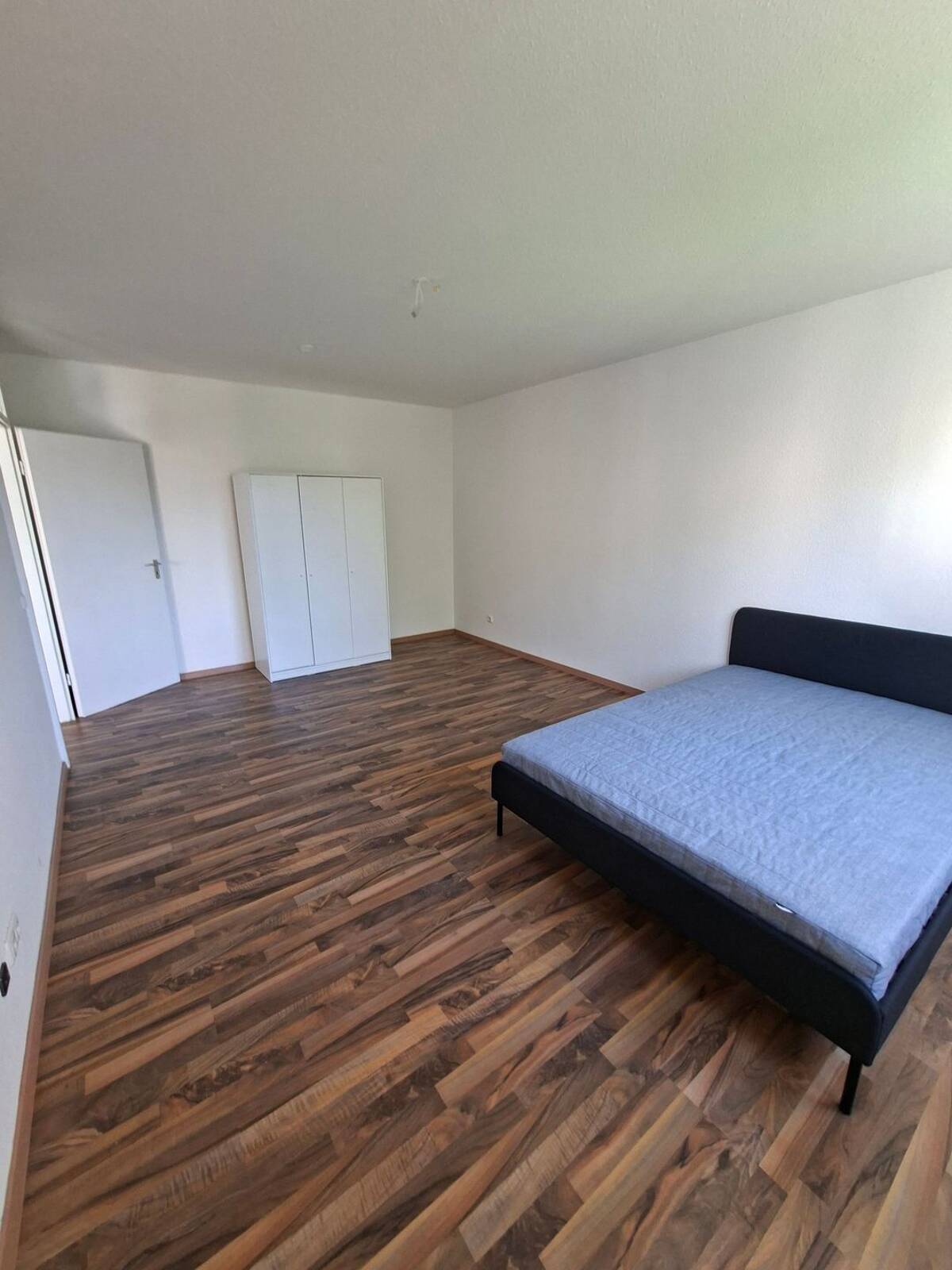 D - Lierenfeld *** möbliertes WG-Zimmer **** – 40231 Düsseldorf – Bild 1 von 7