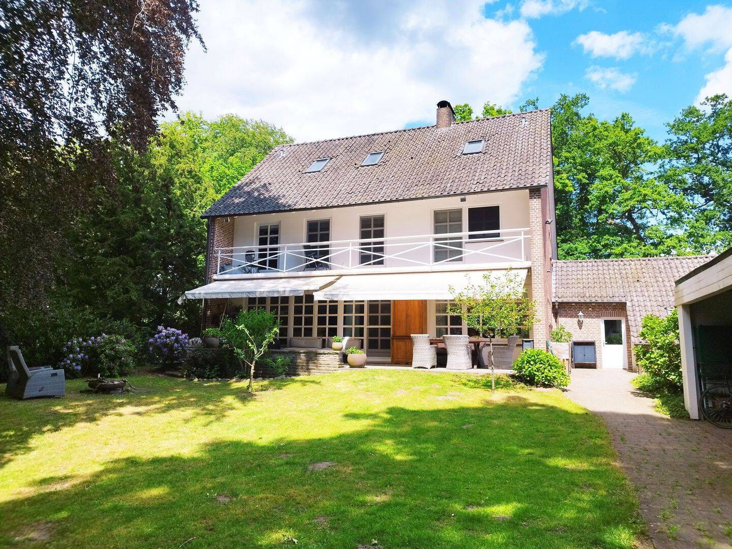Stilvolles Einfamilienhaus in Oberneuland VON PRIVAT