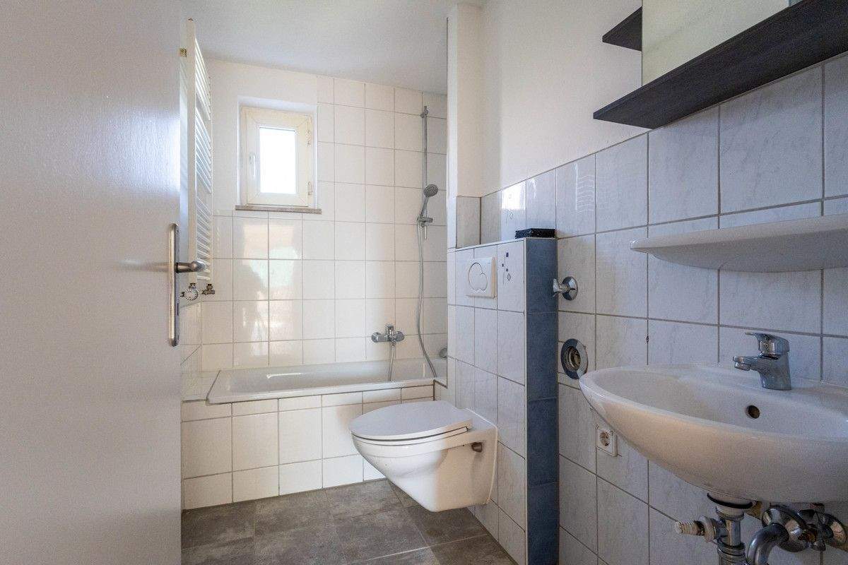 Renovierungsbedürftige 2-Zimmer-Wohnung mit Balkon und Außenstellplatz im Augustinviertel! – Ingolstadt – Vorschaubild 6