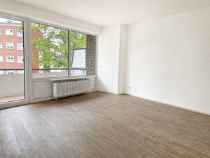 Stilvolle Eigentumswohnung mit Südwest-Balkon und TG-Stellplatz in ruhiger Lage von Rahlstedt – 22147 Hamburg – Vorschaubild 4