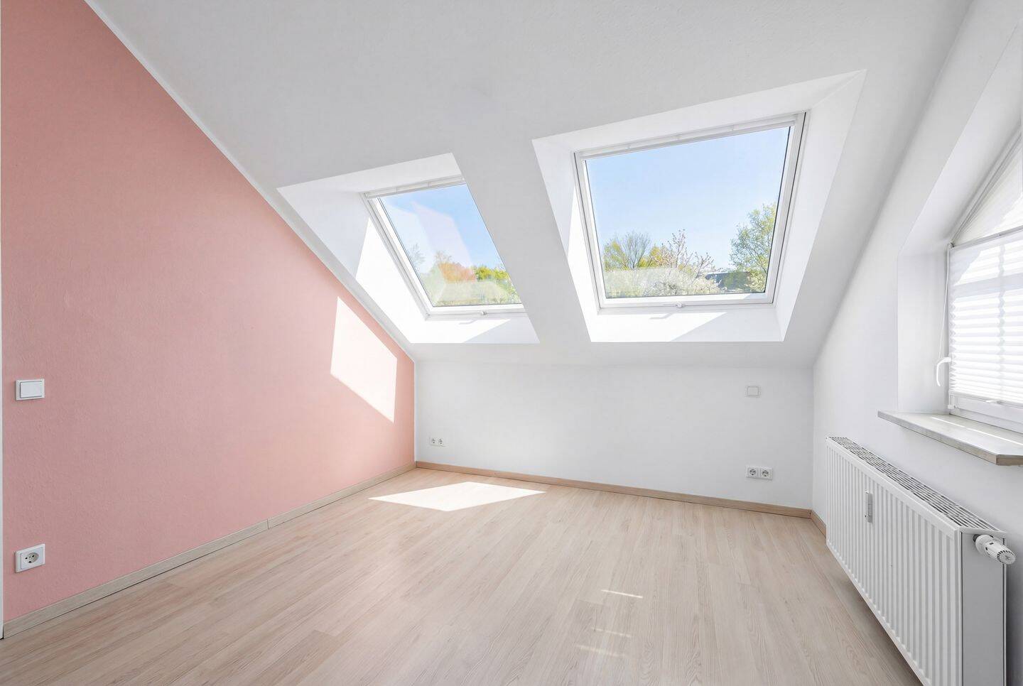 Sanierte 2-Zimmer-Dachgeschosswohnung - bezugsfrei ab Ende 2026 – München – Vorschaubild 7