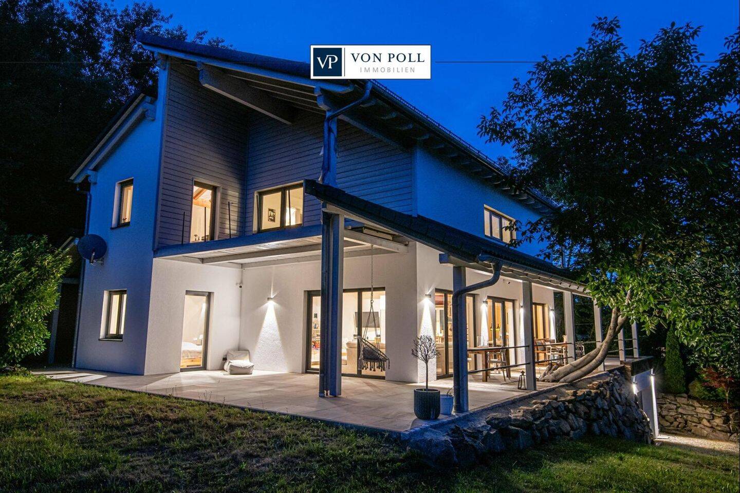 Wohnen mit Weitblick - modernes Einfamilienhaus in traumhafter Hanglage mit großzügigem Grundstück und hochwertiger Ausstattung – Traitsching – Vorschaubild 3