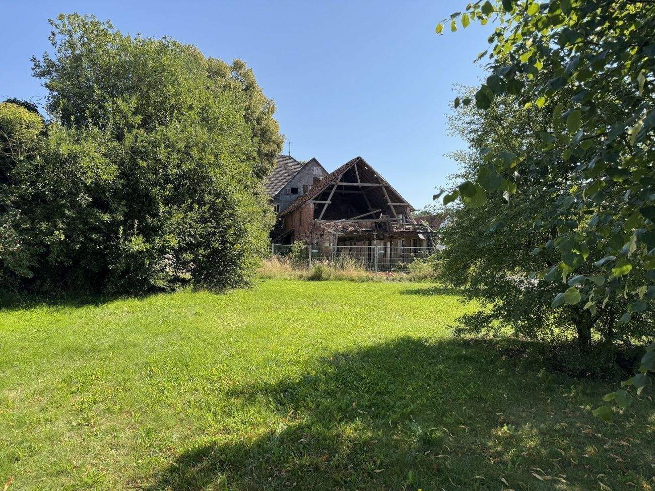 Historisches Herrenhaus – Charme trifft auf enormes Entwicklungspotenzial – Waldeck – Vorschaubild 7