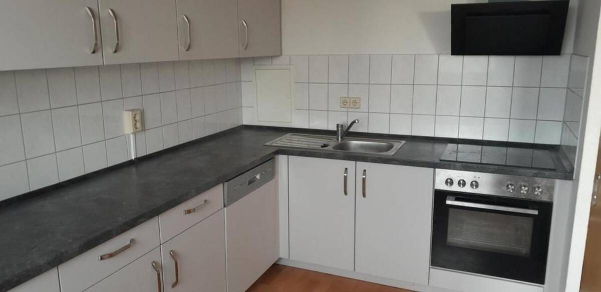 Schöne Familienwohnung mit Einbauküche – 9123 Chemnitz – Bild 1 von 5