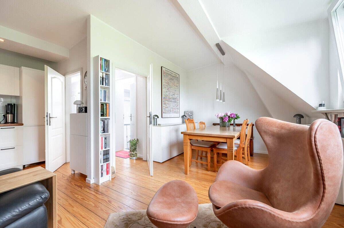 Dachgeschosswohnung mit Weitblick über die Dächer von Eimsbüttel! – Hamburg – Vorschaubild 8