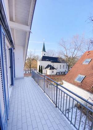Kreative Dachgeschosswohnung mit Balkon - ruhig und zentral in München-Daglfing – 81929 München – Vorschaubild 5