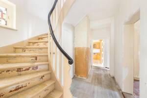 Einfamilienhaus mit Vollkeller und Garage auf großzügigem Grundstück – 12683 Berlin – Vorschaubild 8