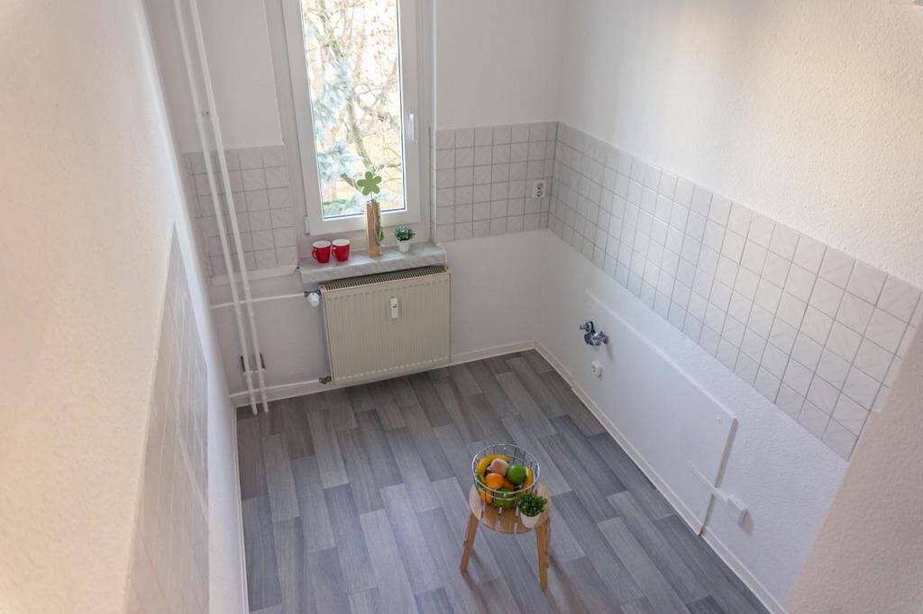 Neu sanierte Familienwohnung mit Wohlfühlbalkon – Chemnitz – Vorschaubild 2