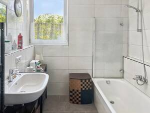 Exklusive Wohnqualität trifft beste Lage - modernes Wohnen mit Balkon – 97082 Würzburg – Vorschaubild 6