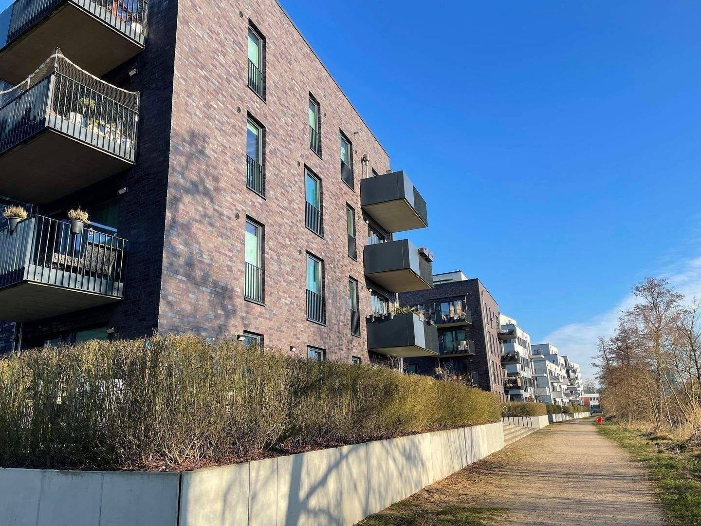 Echternach Immobilien: ... vollmöblierte 2 Zi.- Neubau- Penthouse-Wohnung in guter Lage! – Hamburg – Vorschaubild 3