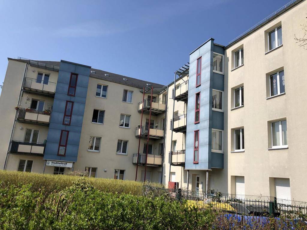 Im Erdgeschoss gelegene 2-Raum-Wohnung mit Balkon – Chemnitz – Vorschaubild 2
