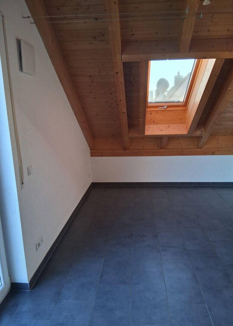 Moderne 3-Zimmer DG-Wohnung in Ingolstadt Nordost – Ingolstadt – Vorschaubild 5