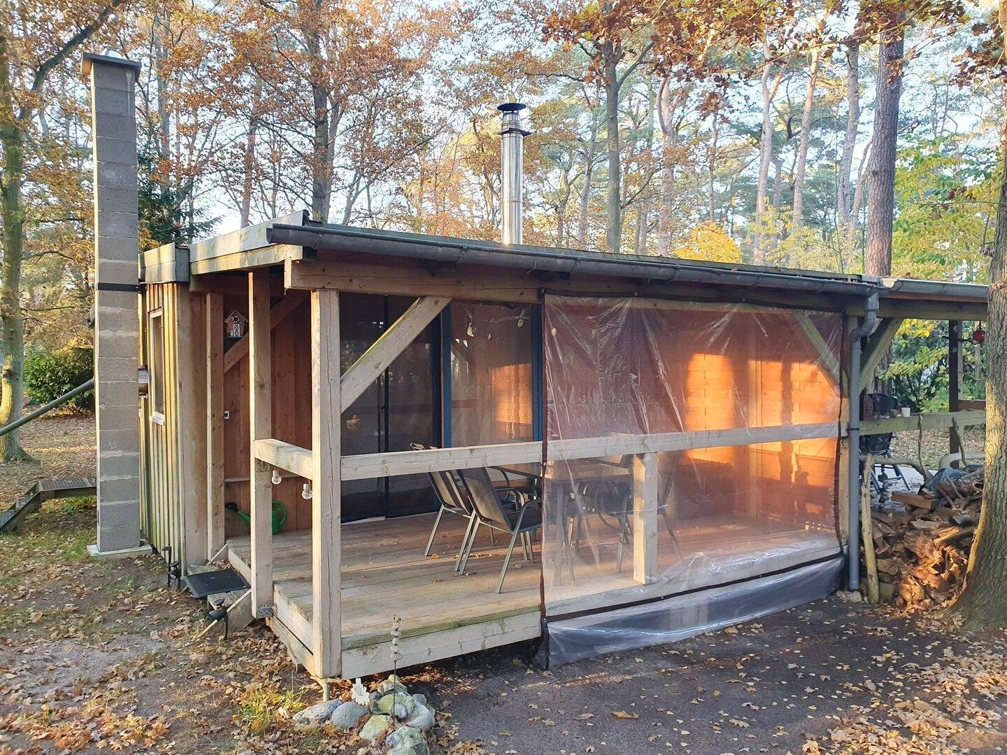 Traumlage auf Rügen - Bungalow nur wenige Schritte bis zum Ostseestrand !!! – Glowe – Bild 1 von 9