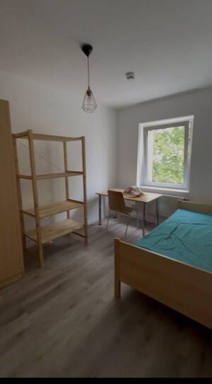 Möblierte WG-Zimmer für junge Studierende – Donaustraße 17, 99089 Erfurt – Vorschaubild 2