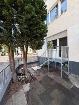 Teilsaniert & bezugsfertig: Tolles Zuhause mit kleiner Terrasse und sep. Büro im Untergeschoss – 50931 Köln – Vorschaubild 5