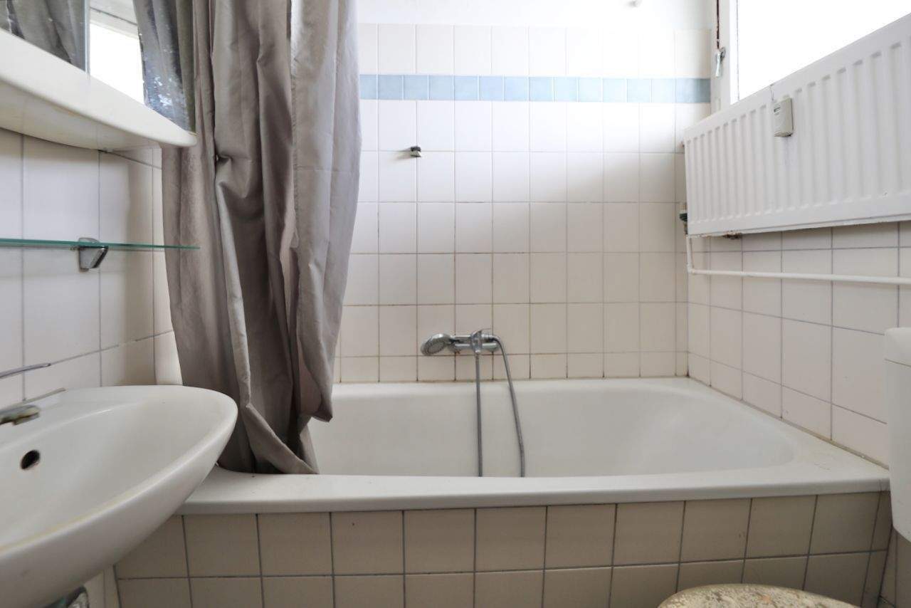 FÜR SINGLES ODER PENDLER - PRAKTISCHES CITY-APARTMENT - GROSSE LOGGIA – Berlin – Vorschaubild 5