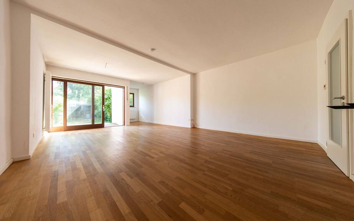 Familienglück auf drei Etagen im Verlegerviertel - mit Garten, Keller und Stellplatz – 64295 Darmstadt – Bild 1 von 9